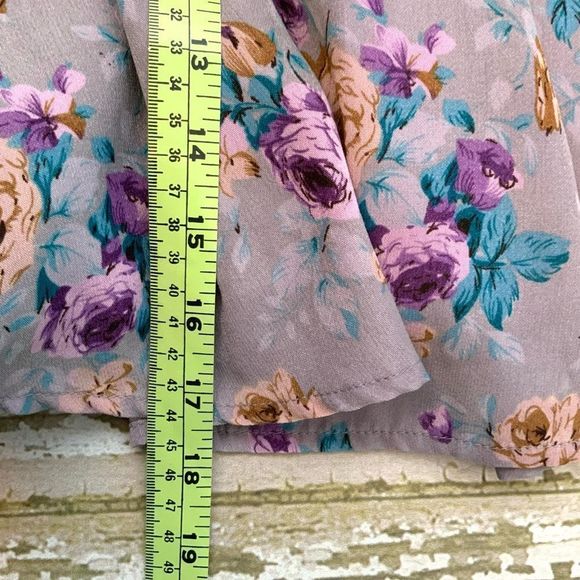 COPY - Very j Floral Skirt with Button Detail Size L - Picture 8 of 8